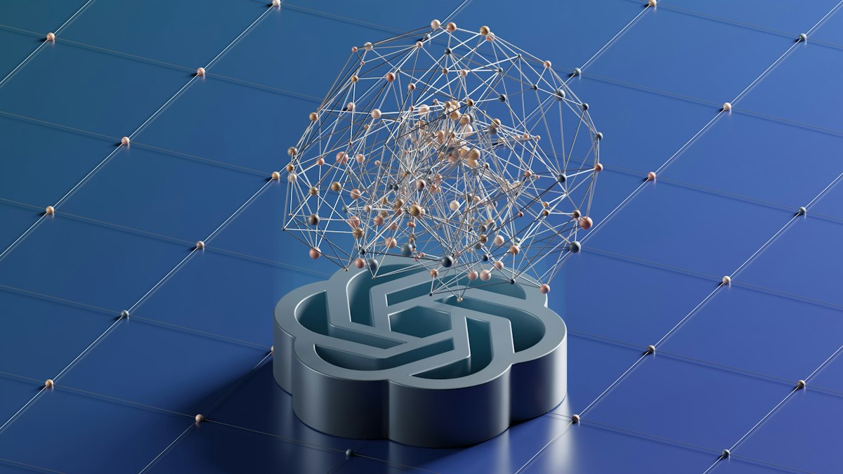 Holograma de un cerebro sobre un cubo